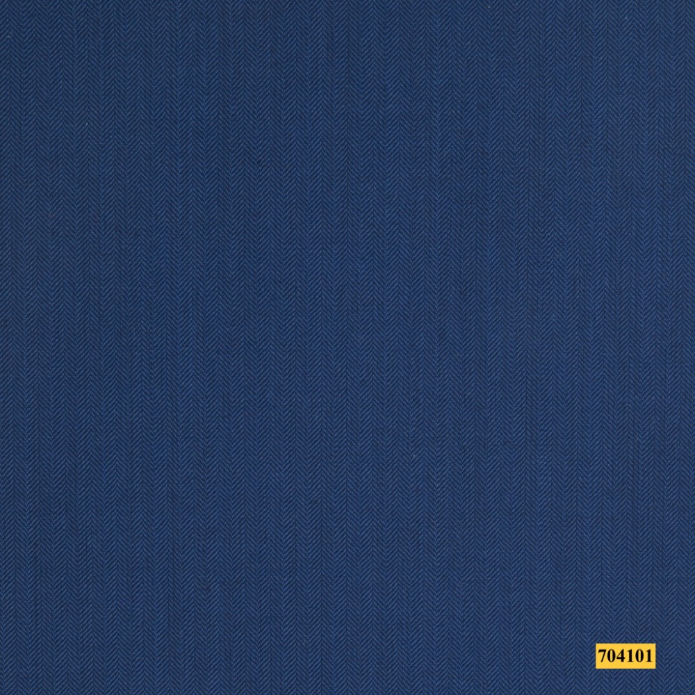 704101