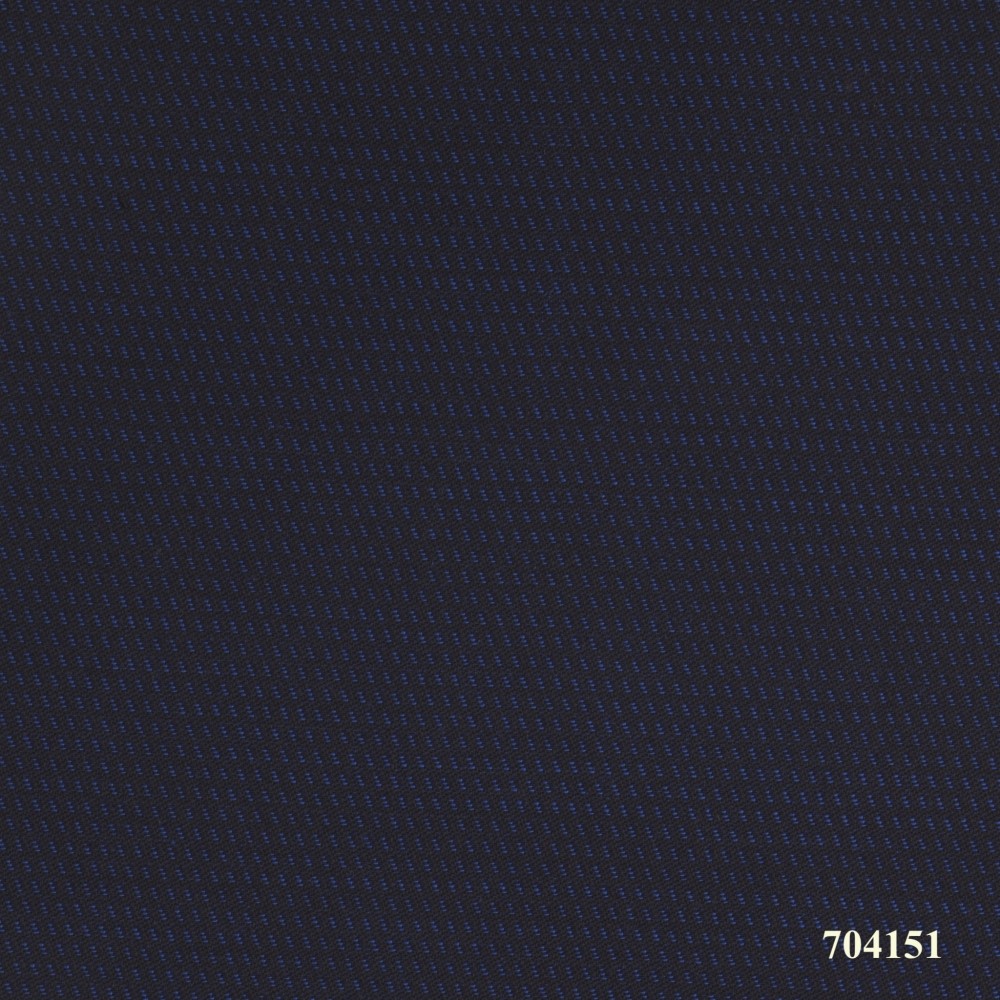 704151